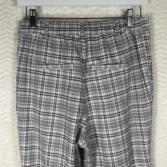 Hollister Gray Plaid Chinos - Picture 11 of 14